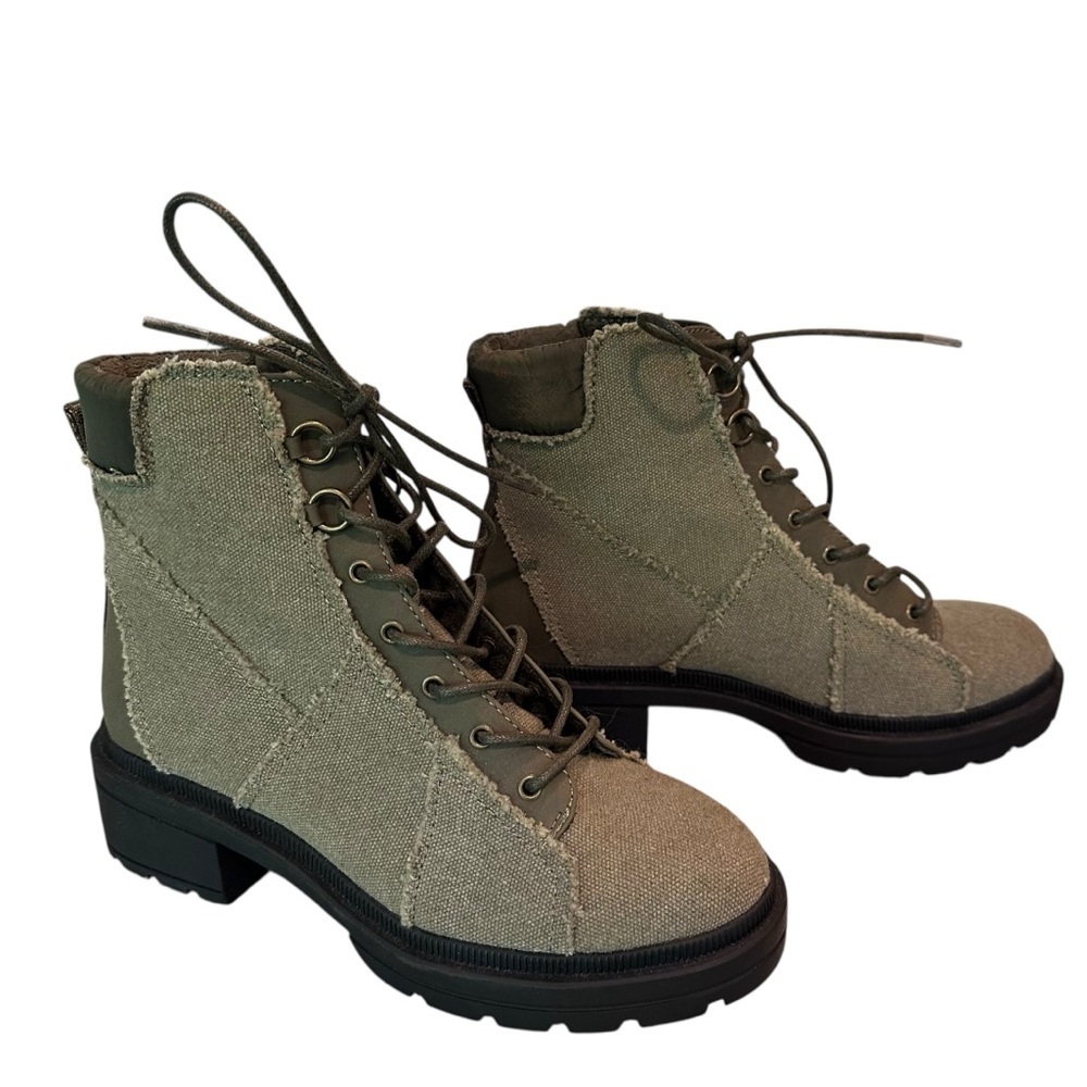 Rocket Dog Irys Olive Green Canvas Boots Booties Women's Size 7 Patchwork NWOT